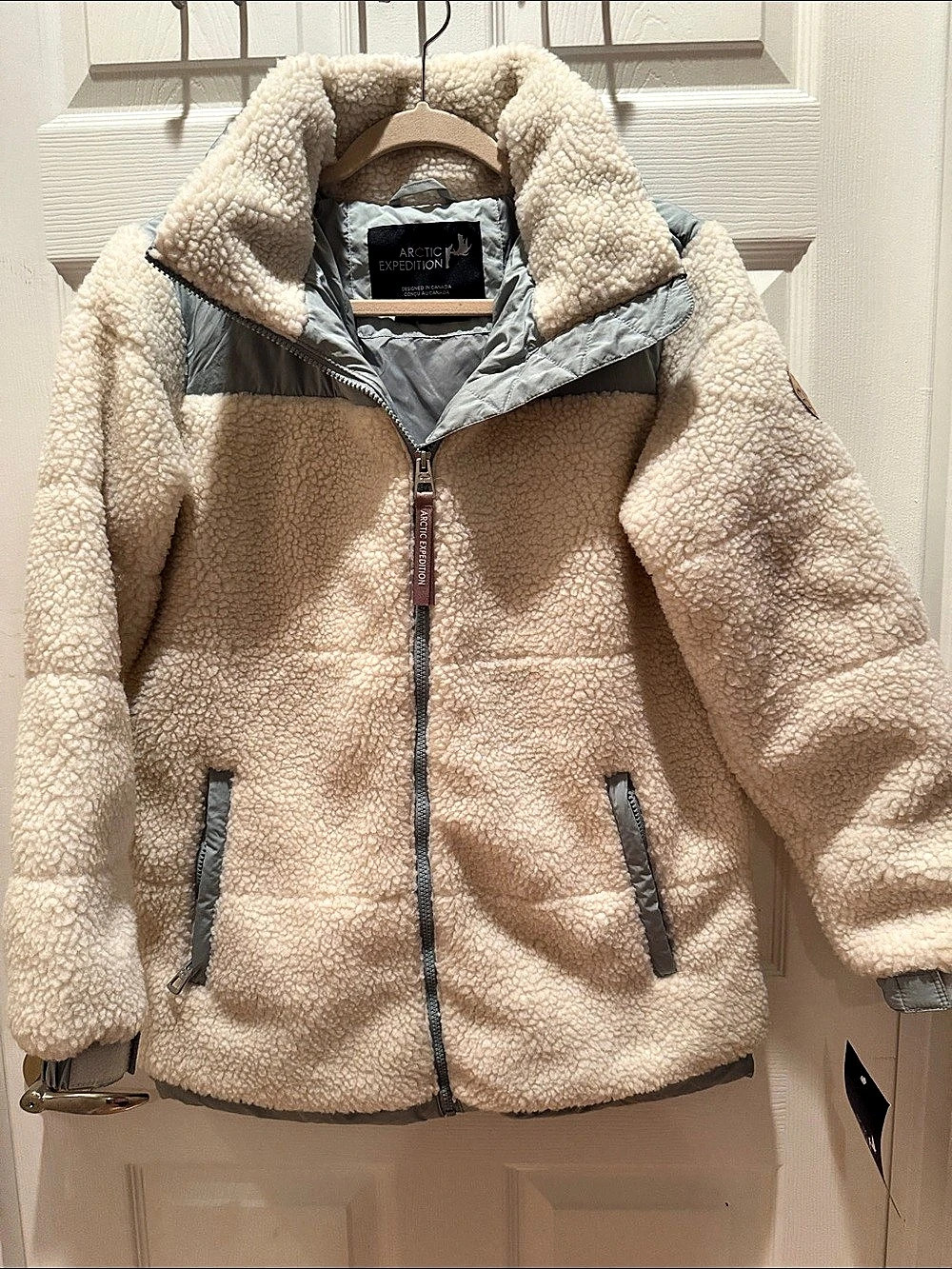 Arctic Expedition Portland Sherpa Fleece Puffer Sherpa Jacket in Cream NWT